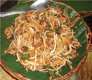  ??  ?? Kalabuko pancit ready to eat.