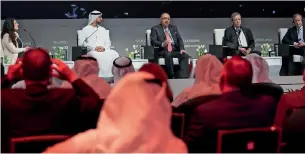  ?? — Supplied photos ?? Experts and panelists at the IGCF session at the Expo Centre Sharjah on Monday.
