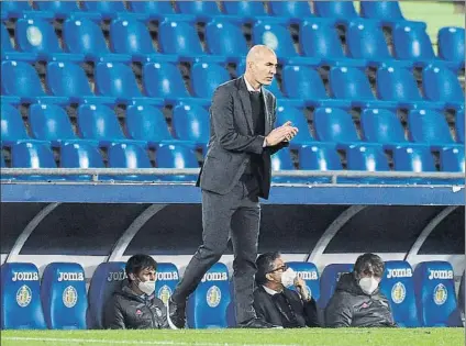  ?? FOTO: GETTY ?? Zinedine Zidane negó que lo que está haciendo el Real Madrid sea un milagro, si no que es fruto del trabajo