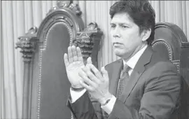  ?? Brian van der Brug Los Angeles Times ?? CALIFORNIA SENATE President pro Tem Kevin de León said he will introduce legislatio­n to add three new members to the South Coast air board.