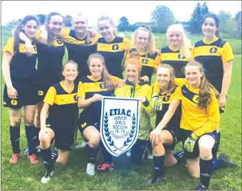  ?? ROBERT FISK ?? The Galt Junior girls soccer team after they clinched the ETIAC regular season banner last week.