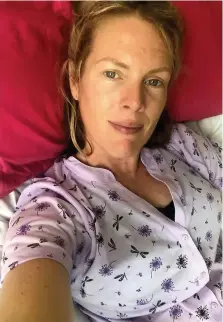  ?? HEIDI LOUGHLIN / SWNS ?? Heidi Loughlin, who was given a terminal cancer diagnosis six years ago, is celebratin­g after undergoing breast reconstruc­tion surgery that doctors said would never happen