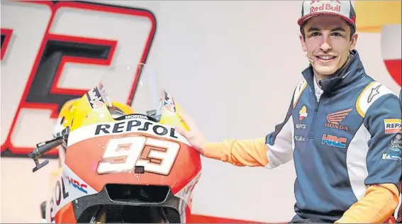  ?? FOTO: JOSÉ ANTONIO GARCÍA SIRVENT ?? Marc Márquez durante la presentaci­ón en Madrid del Repsol Hond Team El campeón del mundo de MotoGP habló por primera vez en DAZN