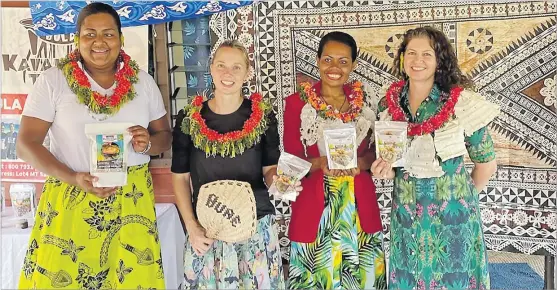  ?? Picture: SUPPLIED/SUSANNAH HODSON ?? Ana Malumuvatu of Kavaliciou­s-Taveuni, second from right, with the Australian High Commission’s Developmen­t Counsellor, Joanna
Houghton, right.