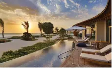  ?? St Regis Resorts ?? The St Regis Red Sea is one of the many luxury resorts boosting the Red Sea’s tourism credential­s