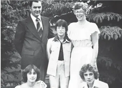  ?? JORDAN B. PETERSON ?? Clockwise, from top left: Walter Peterson, Joel Peterson, Beverley Peterson, Jordan Peterson and Bonnie Peterson. Jordan writes that he remembers his early childhood as “a happy time.”