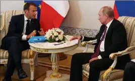  ?? (Photo AFP) ?? Emmanuel Macron arrivera-t-il, avec son séjour dans la capitale des tsars, à ce dialogue historique avec Poutine et arrimer la Russie à l’Europe ?