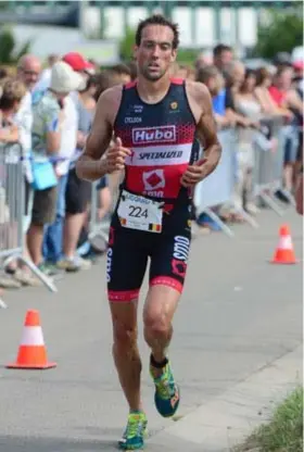  ?? FOTO KMS ?? Alexis Krug overweegt om volgend seizoen voor het eerst ook een volledige triatlon af te werken. “Al is dat voorlopig nog onder voorbehoud.”