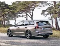  ?? FOTO: VOLVO ?? Volvo bringt alle neuen Modelle seit diesem Jahr unter einem neuen Sicherheit­sgedanken auf die Straße.