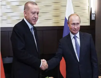  ?? DR ?? O Presidente Putin e o homólogo turco, Erdogan, pretendem dar outro rumo à violência