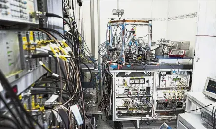  ?? — TNS ?? Inside view of the trailer with the transporta­ble optical atomic clock.