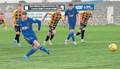  ?? ?? Mitch Megginson nets Cove’s first goal from a penalty