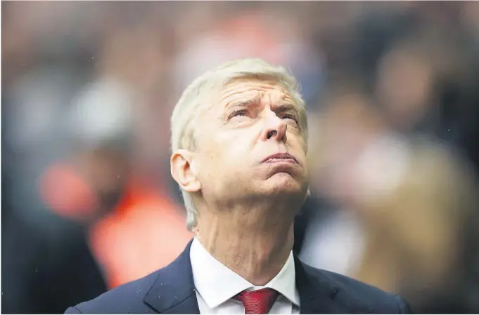  ?? FOTO: AP / NTB SCANPIX ?? IKKE BEKYMRET: Arsenal-manager Arsène Wenger forbereder seg til seriekamp mot Manchester City.
