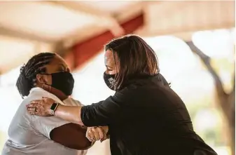  ?? Marie D. De Jesús / Staff photograph­er ?? MJ Hegar, right, shown giving support to Texas House candidate Kayla Alix at a rally on Monday, conceded the race to U.S. Sen. John Cornyn after a closer-than-usual battle for his Senate seat.