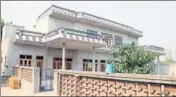  ?? SANJEEV KUMAR ?? The house at Bathinda’s Jangi Rana village where Panchkula police brought Honeypreet and her aide Sukhdeep.