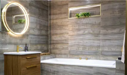  ?? ?? A luxury bathroom can be created in your home from the friendly, expert team at the Bathroom Company