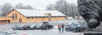  ?? FOTO: MARTINA DIEMAND ?? Konzerte in der Kälberhall­e unter den Augen von Stierdenkm­al „Roman“– das kann sich der Verein Kulturquar­tier Allgäuhall­e gut vorstellen.