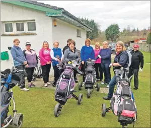  ??  ?? Lochgilphe­ad ladies before the Coronation Foursomes on Sunday April 29.