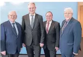  ?? FOTO: RHEIN-KREIS ?? Sie wollen die deutsch-chinesisch­en Kontakte stärken (v.l.): Friedhelm Ost, Dirk Brügge, Robert Abts und Ernst Schwanhold.