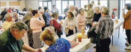  ?? - Crédits : RTM ?? Vin d’honneur offert aux villageois et aux ami(e)s espagnols