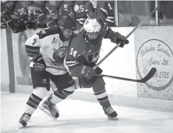  ?? [FAISAL ALI / THE OBSERVER] ?? Wellesley’s Trent Dundas in action at Sunday’s game against the Ayr Centennial­s. The Jacks were 4-2 victors.