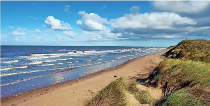  ?? Colin Lane ?? ● Formby Beach and sand dunes