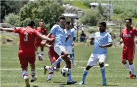  ??  ?? Escuadra Azul llegará con todo desde la primera fecha para buscar el bicampeona­to. FOTOS: LUIS CAMACHO