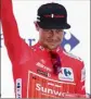  ?? (Photo EFE) ?? C’est sur la Vuelta que Nicolas Roche aura connu ses plus grands succès, comme ici avec le maillot de leader en .
Profession­nel de 2005 à 2021 :
Palmarès