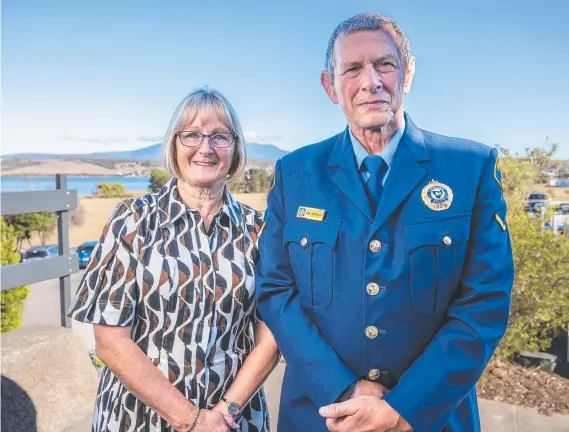  ?? ?? First Class Constable Kendra Hay, awarded for 42 years in the Tasmania Police service, and First Class Constable Rod Warrington, who has been an officer for 46 years. The two are pictured at the police training academy at Rokeby. Picture: Caroline Tan