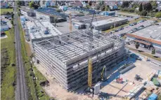  ?? FOTO: PM ?? „Gebäude 70“wird der Neubau der Firma Karl Leibinger Medizintec­hnik (KLM) in Mühlheim heißen.