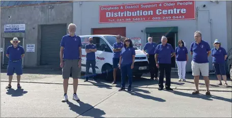  ??  ?? Tony McKeon, Dave Turner, Anthony McGahey (in mask) William Redmond, Jackie Crinion, Christy Kiernan, Anthony Lynch, Dolores Collier, Eamon Cooney and Angela Gartland are all part of the voluntary dellivery service.