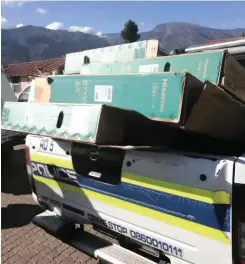  ?? SUPPLIED ?? POLICE have recovered more than 50 large LED TVs during door-to-door raids after the attacks and looting of passing vehicles on the N1 highway in De Doorns. |