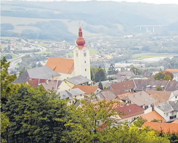  ??  ?? In den Hügeln der Steiermark liegt Friedbergs österreich­ische Partnersta­dt. Vom 12. bis 15. August wird nun eine Freundscha­ft gefeiert, die vor 50 Jahren begann.