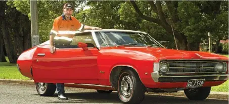  ?? PHOTO: NEV MADSEN ?? MOFFATT FAN: Toowoomba’s Tony Murphy with his XA Ford Falcon Hardtop.