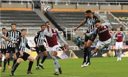  ??  ?? Jamaal Lascelles heads the equaliser. Photograph: Stu Forster/EPA