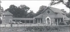  ??  ?? Charing Crematoriu­m – pictured here in June 1936 – is to get a coronaviru­s memorial