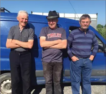  ??  ?? Basking in the sunshine at Listowel Mart last week were, from left, Seamus Woulfe, Denis Scannell and Michael O’Brien.