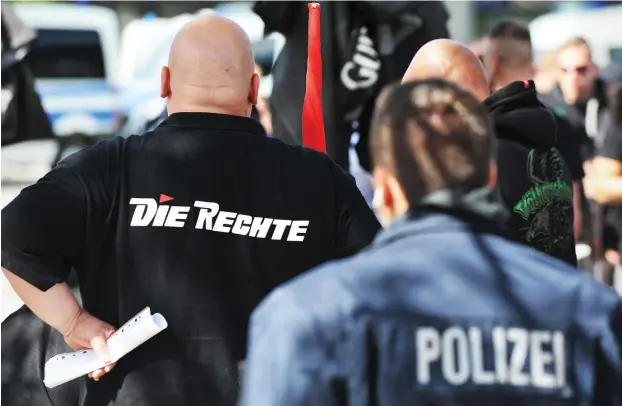  ?? Foto: dpa/Swen Pförtner ?? In der Partei Die Rechte versammeln sich die Mitglieder diverser neonazisti­scher Gruppierun­gen.