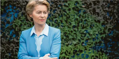  ?? Foto: Fabian Sommer, dpa ?? Erstens kommt es anders, zweitens als man denkt. Wechselt Ursula von der Leyen von Berlin nach Brüssel?