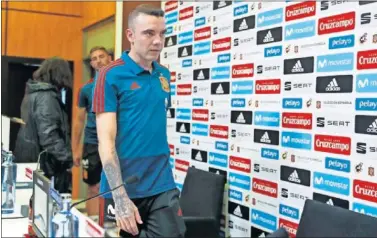  ??  ?? ATENCIÓN A LOS MEDIOS. Aspas y Yeray hablaron ayer en conferenci­a de prensa.