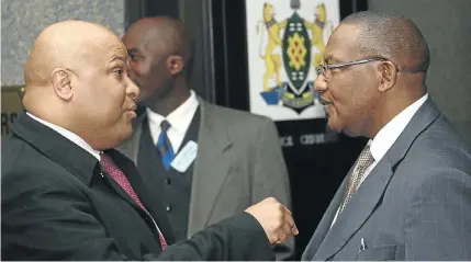  ?? Picture: Desiree Swart/Business Day ?? Arthur Fraser, left, who was then director-general of the NIA, in discussion with Vusi Pikoli in 2008.