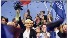  ?? (Photo AFP) ?? « Les médias se déchaînent pour tenter de nous atteindre par leurs flèches venimeuses », a lancé Marine Le Pen lors de son meeting hier à Bordeaux.