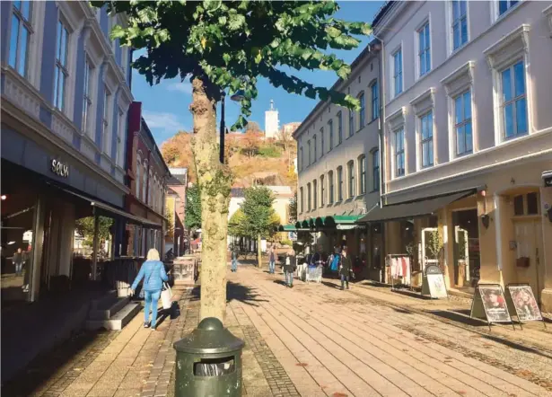  ??  ?? SØKER PÅ NYTT: Nok en gang ber handelssta­nden i Arendal politikern­e om å søke om turiststed­status i sommer.