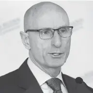  ?? JASON KRYK / POSTMEDIA NEWS FILES ?? The immediate retirement of CEO Mayo Schmidt of Hydro One was announced on Wednesday.