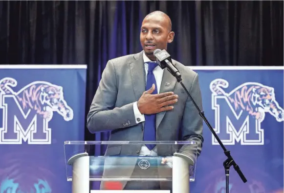  ??  ?? Penny Hardaway has compiled a top-30 2018 recruiting class despite being hired as the new Memphis men’s basketball coach just last month. MARK WEBER/THE COMMERCIAL APPEAL