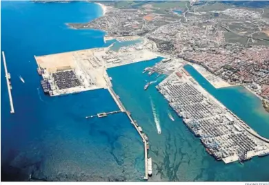  ?? ERASMO FENOY ?? Vista aérea del Puerto de Algeciras.