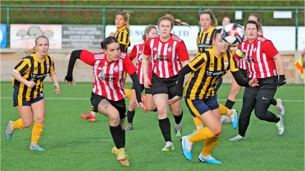  ?? PICTURE: Mark Stillman Photograph­y ?? Bath City Women were held to a goalless draw at Shaftesbur­y despite having a plethora of chances