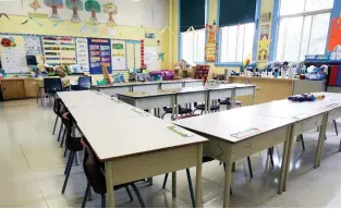  ?? JOHN MAHONEY ?? Among the schools in Quebec that responded to the questionna­ire, the vast majority — 93 per cent — said there were no tensions in their schools caused by employees wearing religious symbols.