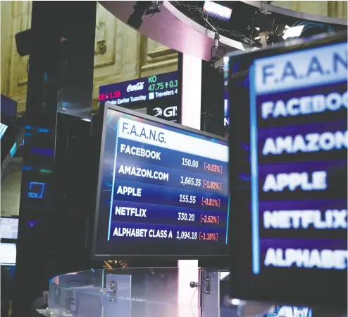  ?? MICHAEL NAGLE / BLOOMBERG ?? While more Wall Street voices are predicting a market pullback soon, one equity strategist says the “unbelievab­le” landscape of strong earnings and fiscal stimulus mean stocks can run higher for longer.