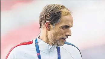  ?? FOTO: AP ?? Tuchel, en el entrenamie­nto de ayer del PSG en Da Luz, escenario de la final